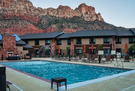 USA Südwesten mit Kindern - USA for family individuell - Kalifornien, Nationalparks & Las Vegas - Springdale - Hampton Inn & Suites Springdale/Zion Nationalpark - Pool