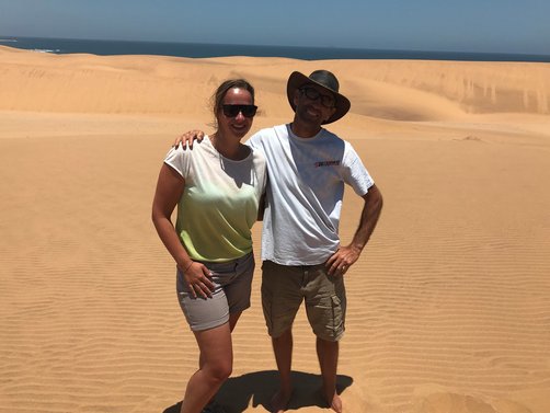 Namibia Reisen mit Kindern - Die Little Five auf der Living Desert Tour entdecken - Nadja und Chris