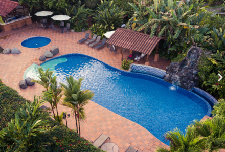 Familienreise Costa Rica individuell - Casa Luna Lodge -Pool von oben