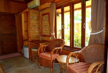 Thailand Familienreise mit Kindern - Thailand for family individuell - The Cliff & River Jungle Resort - Möbel Zimmer