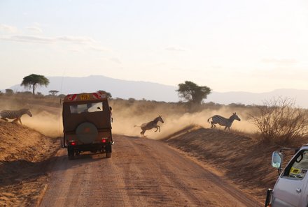 Kenia Familienreise - Kenia for family individuell deluxe - Safari Tsavo Ost Nationalpark