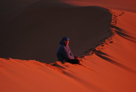 Marokko mit Kindern - Mann in der Wüste