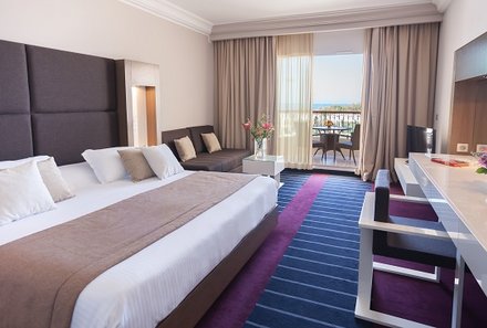 Tunesien for family - Sidi Bou Said - El Mouradi Gammarth Hotel - Zimmer
