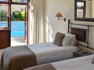 Familienreise Garden Route - Familiensafari zum Bestpreis - Sundown Manor - Betten