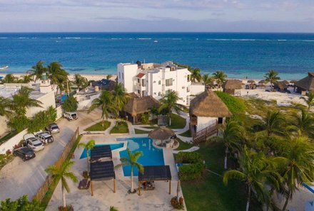 Mexiko Familienreise - Mexiko for family - Puerto Morelos - Hotel & Beach Club Ojo de Agua - Außenansicht Vogelperspektive