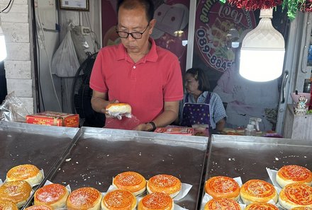 Thailand Familienreisen - Thailand Family & Teens - Sam Chuk Markt 