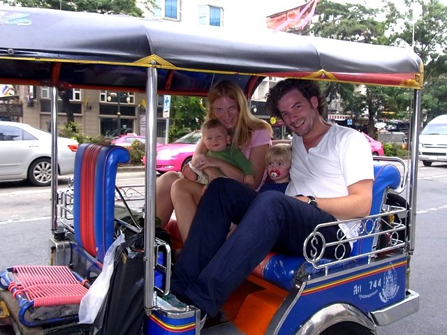 Thailand mit Kindern - Familie Schonhöft im TukTuk