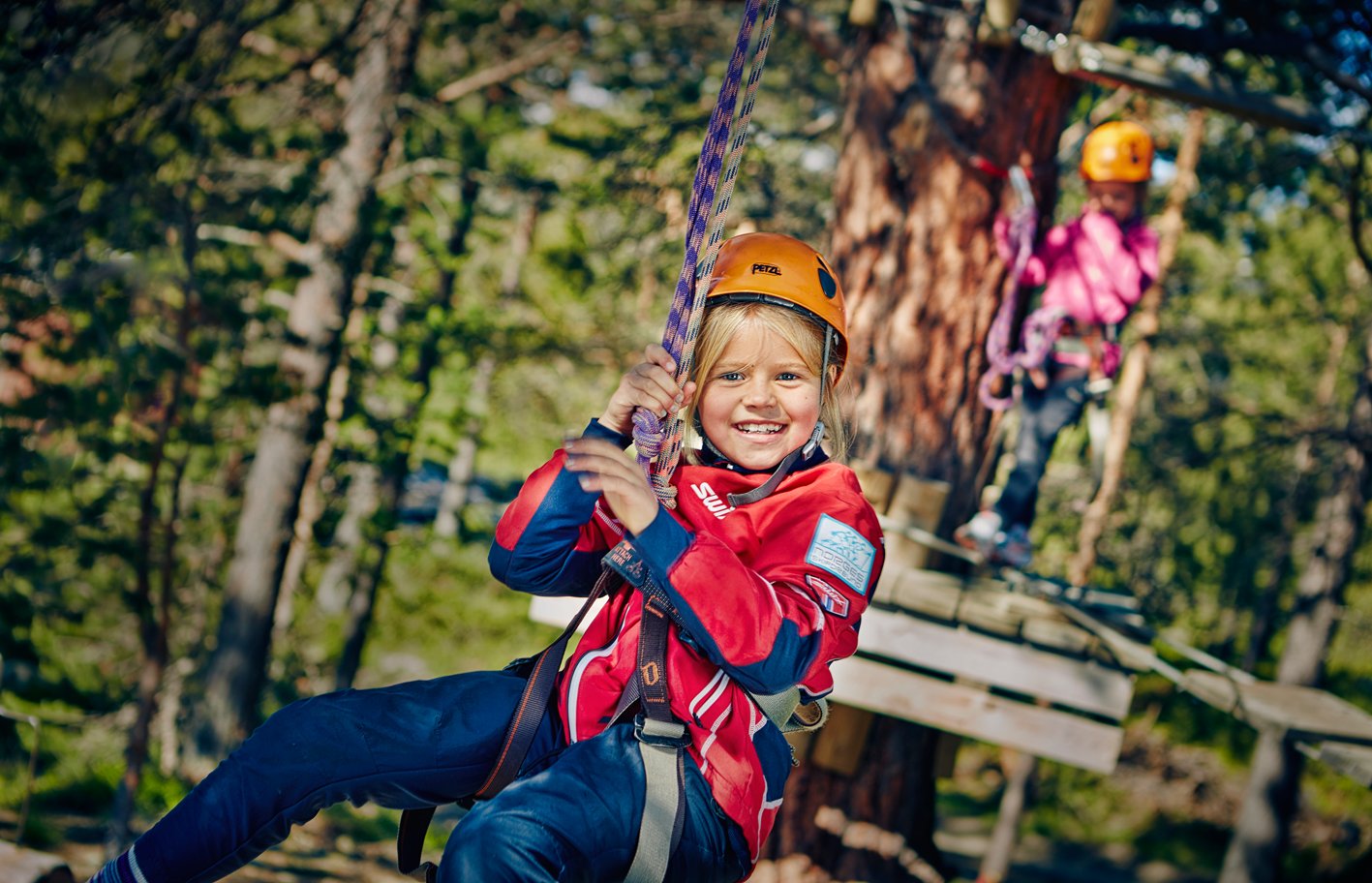 Abenteuerurlaub mit Kindern - Geheimtipp Urlaub mit Kindern - Klettergarten in Norwegen