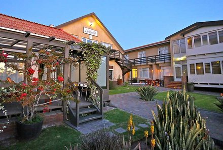 Namibia Family & Teens - Hotel Pension Rapmund - Außen
