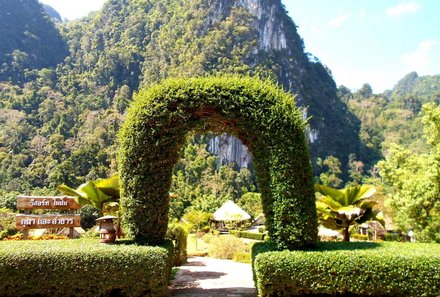 Thailand Familienreise mit Kindern - Thailand for family individuell - The Cliff & River Jungle Resort - Eingangsbereich