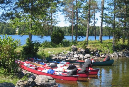 Familienreisen Schweden - Schweden for family im Kanu - Beladene Kanus