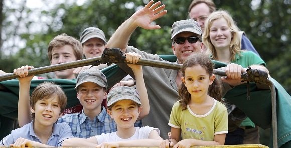 Fernreisen mit Kindern - Außergewöhnliche Familienreisen - Familienabschied in Costa Rica