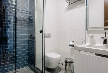 Georgien Familienreise individuell - Gori Inn Hotel - Badezimmer