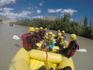 Ladakh mit Kindern - Ladakh Teens on Tour -  Rafting