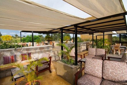 Uganda Familienreise - Uganda Family & Teens - Fort Murchison Lodge - Angenehmes Restaurant