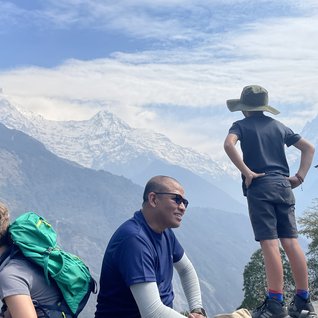 Nepal Familienreise - Blick auf Gebirge
