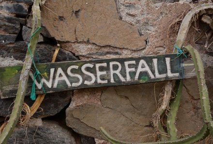 La Gomera Familienurlaub - La Gomera for family - Schild zum Wasserfall von Guro