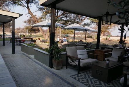 Namibia mit Kindern - Namibia for family - Otjiwa Safari Lodge - Terrasse
