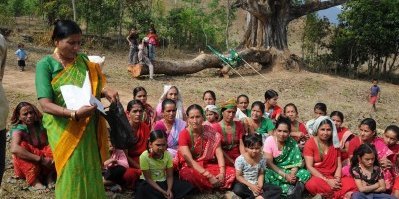 Nepal mit Kindern - Nachhaltiges Reisen & Familienreisen - Frauengruppe Milijuli