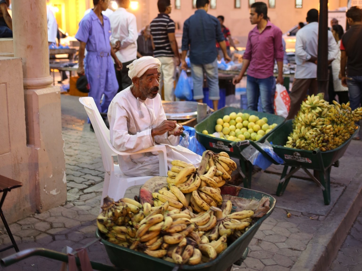 Reisebericht über den Urlaub mit Kindern im Oman - Oman mit Kindern - Souk in Nizwa