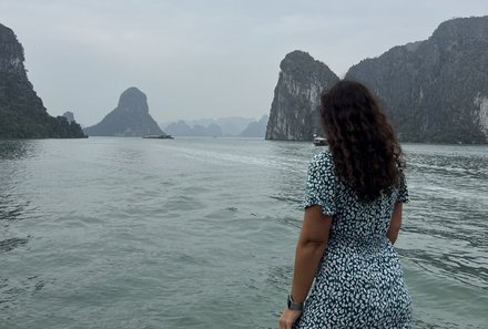 Vietnam Familienreise - Vietnam for family individuell - Samira Saoud an der Halong Bucht 