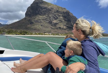 Familie Albrecht auf Reisen - Nadja Albrecht in Mauritius - Bootsfahrt