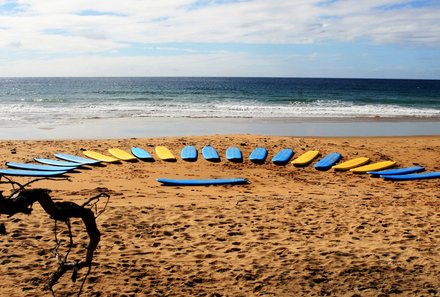 Australien Familienreise - Surfen am Strand