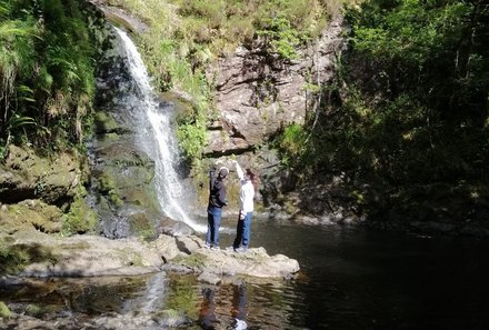 Irland Familienreise - Irland for family - Wanderung zum Wasserfall