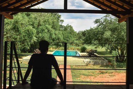 Sri Lanka young family individuell - Sri Lanka Individualreise mit Kindern - Sigiriya - Kumbukgaha Villa - Blick auf Pool