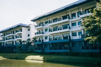Thailand Familienreise - Thailand for family individuell - Verlängerung - Emerald Beach Resort Khao Lak - Unterkünfte mit Balkon
