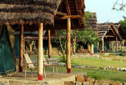 Uganda Familienreise - Uganda Family & Teens - Fort Murchison Lodge - Zelte Außenansicht