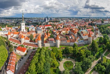 Baltikum Familienreise - Baltikum Family & Teens - Tallinn Stadtbild