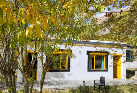 Ladakh Familienreise - Ladakh Family & Teens - Nubra Lharimo North - Cottages gelb