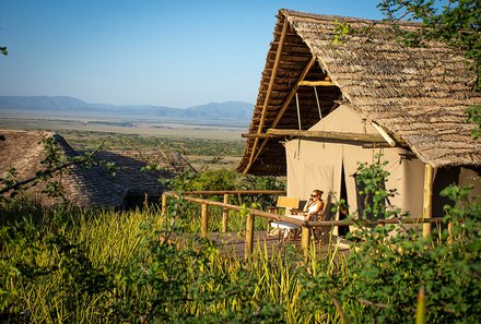 Familienreise Tansania - Tansania for family individuell deluxe - Conservation Area - Olduvai Ndogo Camp - Unterkunft mit Veranda