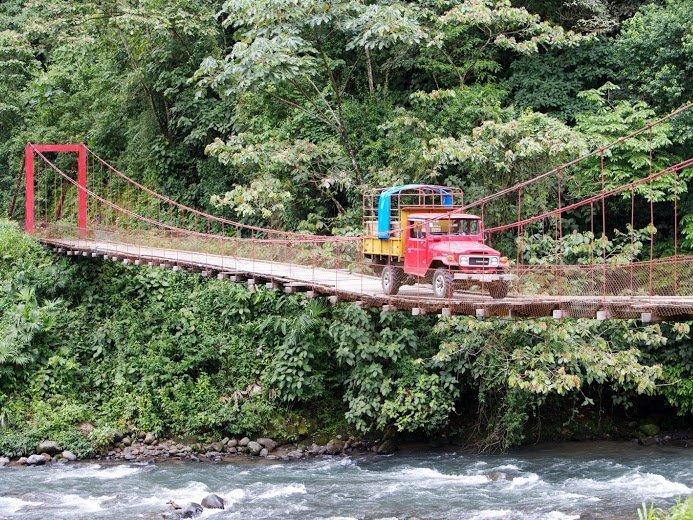 Individuelle Familienreisen - Costa Rica mit Kindern - Hängebrücke