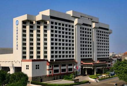 Familienreise China - China for family - Außenansicht Grand New World Hotel