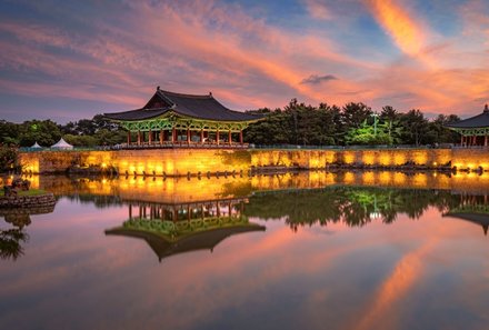 Südkorea for family - Gyeongju - Donggung-Palast am Abend