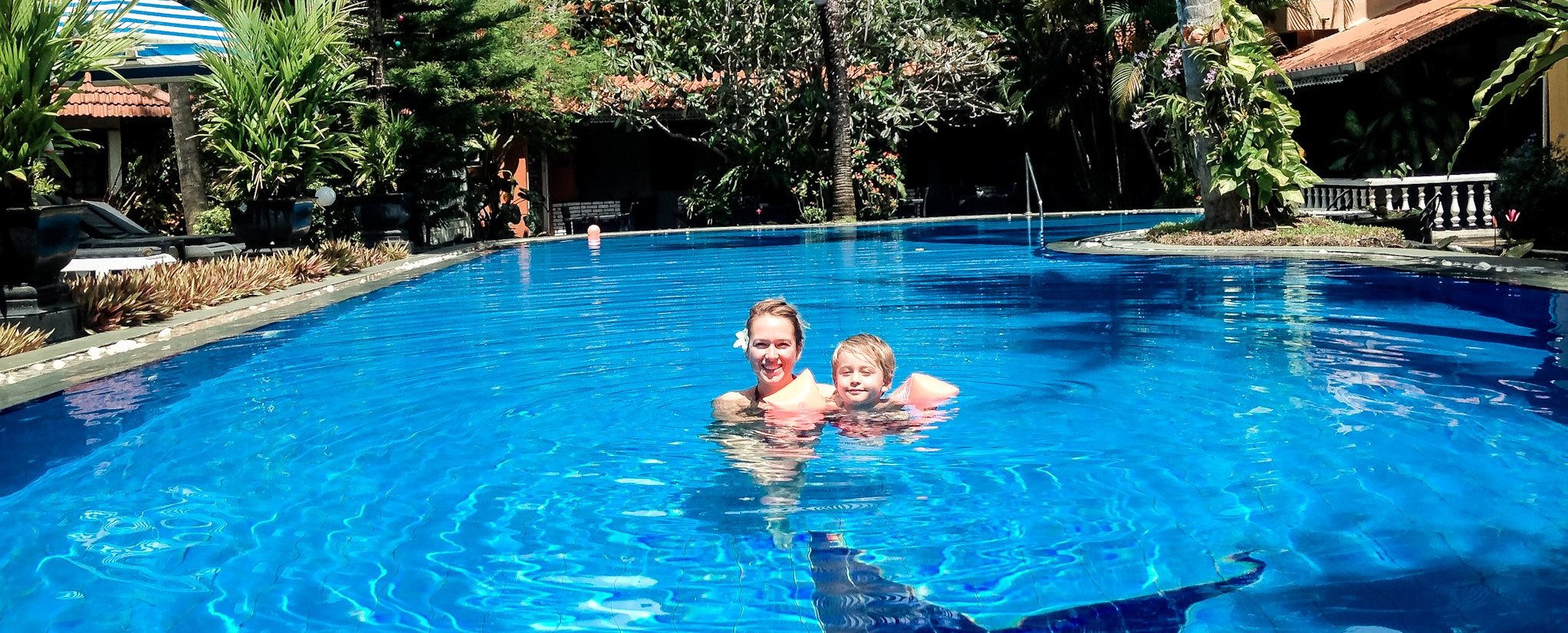 Familienreise - Sri Lanka mit Kinder - Bloggerin Tatjana Lieblingsspot - Pool