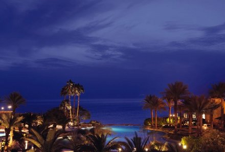 Jordanien for family - Mövenpick Resort & Spa Dead Sea - Nacht Aussicht