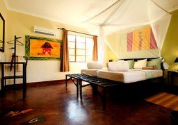 Namibia Familienreise - Namibia for family - Etosha Safari Camp Zimmer