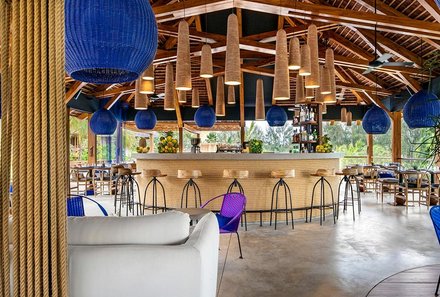 Serengeti mit Kindern individuell - Tansania for family deluxe - Sansibar - Zuri Zanzibar Resort - Getränkebar
