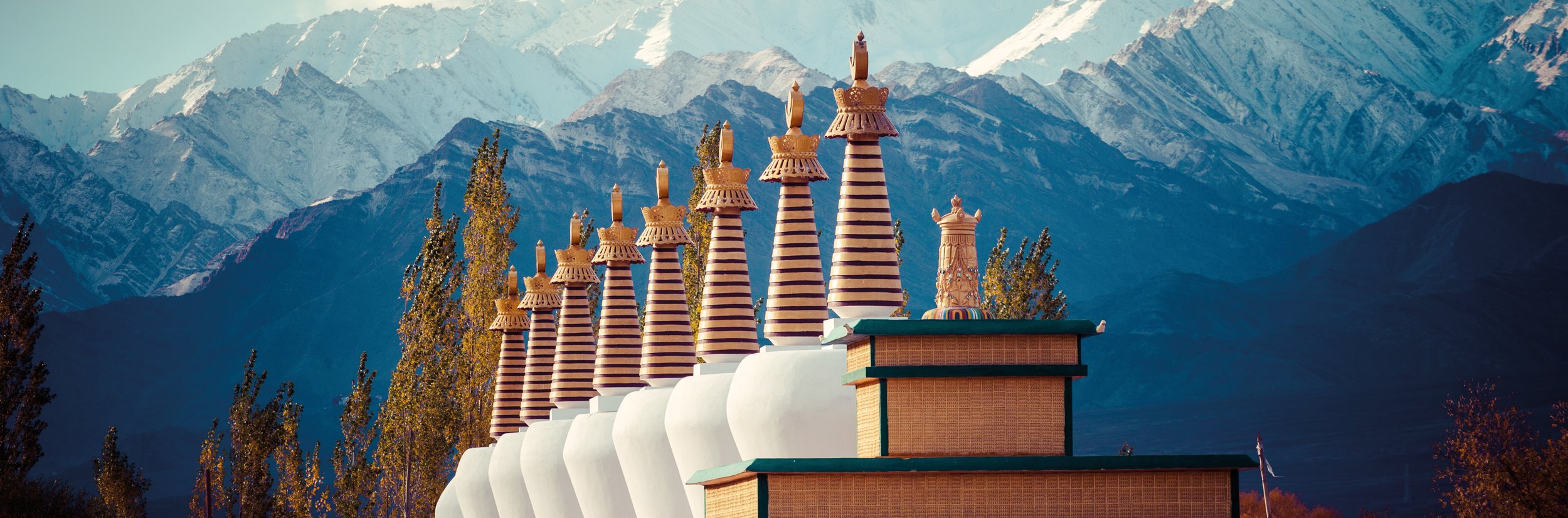 Ladakh Familienreise - Tempel im Gebirge