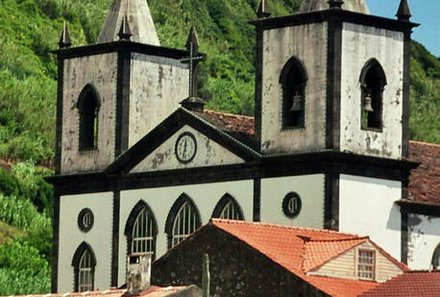 Azoren mit Kindern - Kirche von Lajes
