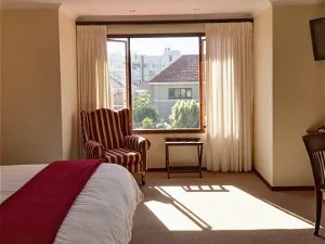 Familienreise Garden Route - Familiensafari zum Bestpreis - Sundown Manor - Zimmer Aussicht