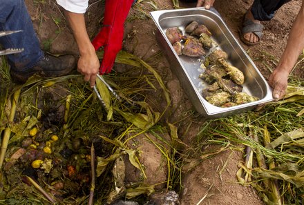 Peru Family & Teens - Peru Familienreise mit Teens - Gericht nach traditioneller Andenart