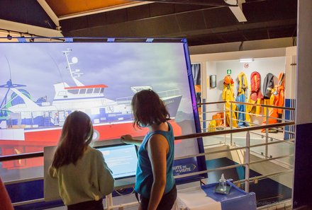 Bretagne Familienreise - Bretagne mit Kindern - Familie besucht Haliotika Fischerei