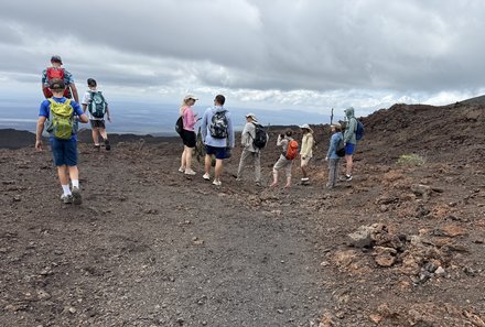 Familienreise Galapagos und Ecuador - Galapagos Family & Teens - Gruppe Ausflug Vulkan