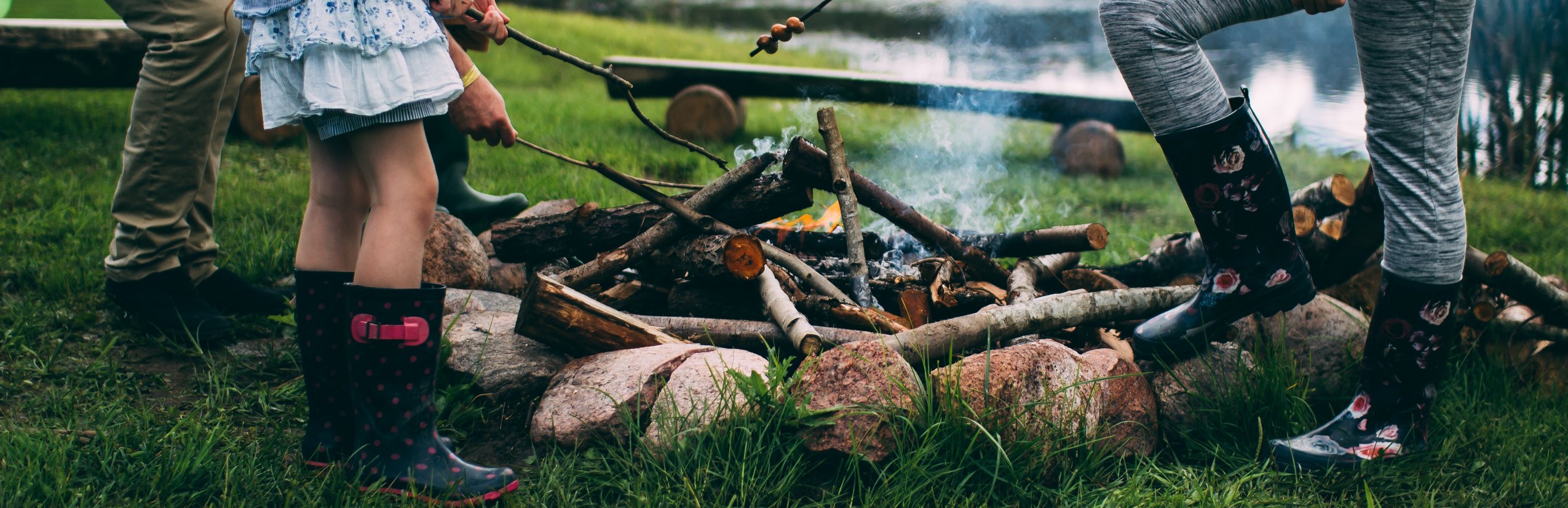 Schweden Familienurlaub - Schweden mit Kindern - Kinderprogramm Natur Lagerfeuer
