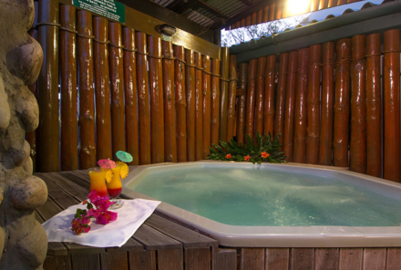 Garden Route for family - Südafrika mit Kindern - Knysna Log Inn Hotel Whirlpool