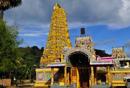 Sri Lanka mit Kindern - Familienreise Sri Lanka - Tamil Tempel